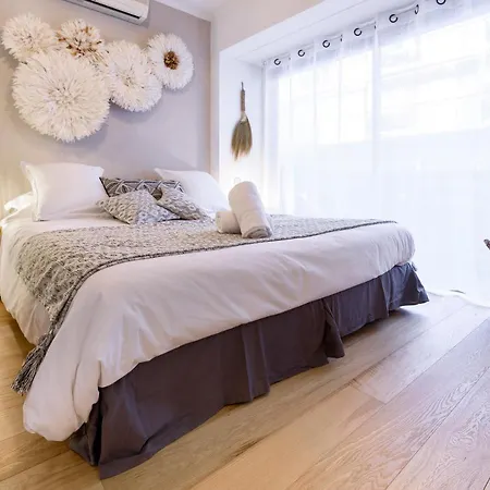 Host Sweet Croisette Apartment